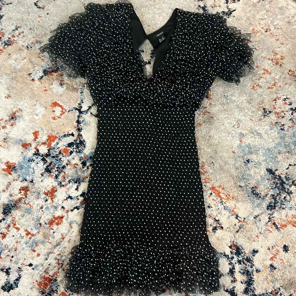 Black with white dots dress, i used just one time. Size S stretch
